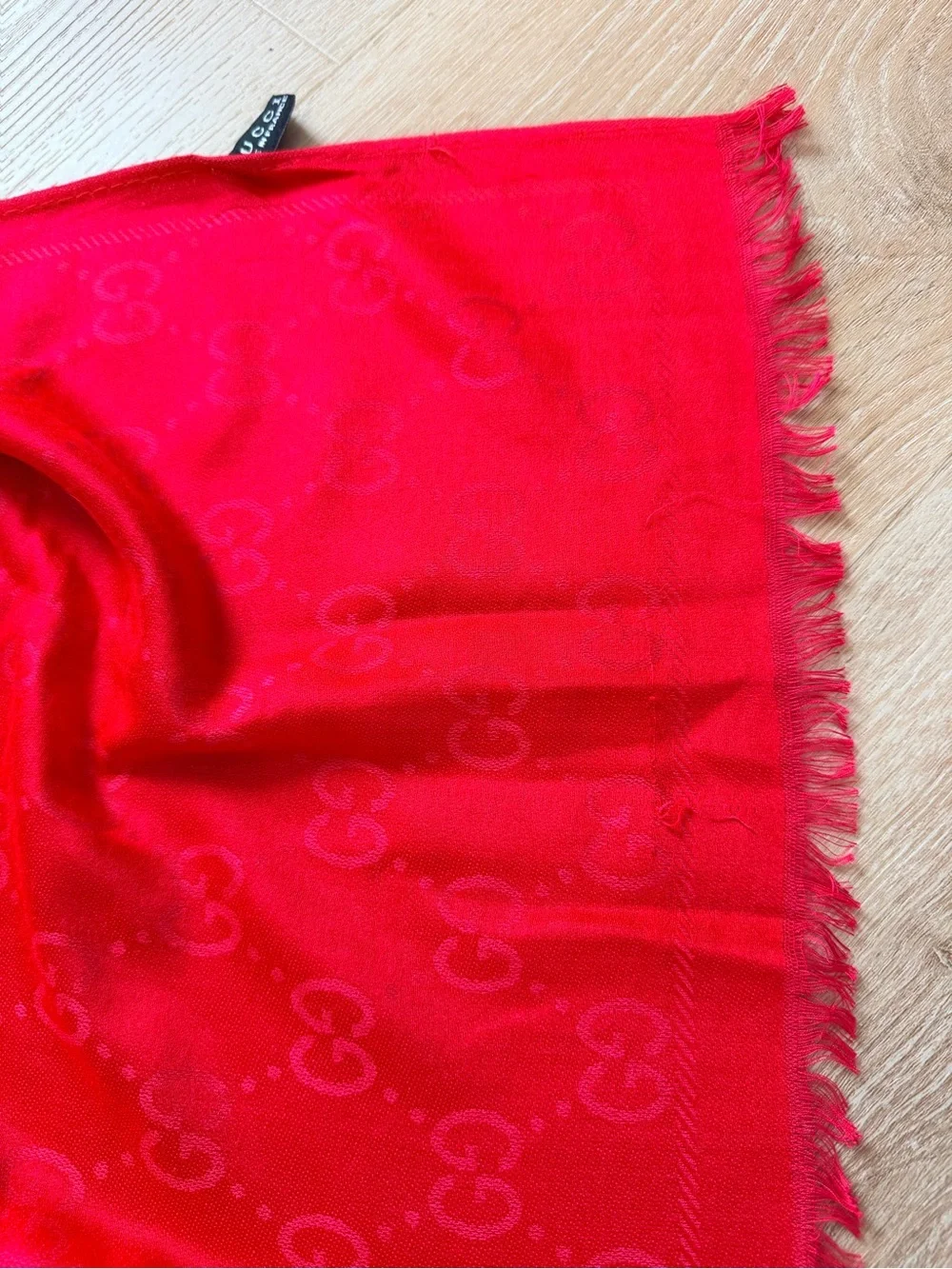 RARE Vintage Gucci 100% Wool Red Stole Shawl Wrap Scarf Made in France Large